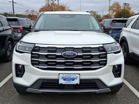 New 2026 Ford Explorer Active w/ Active Comfort Package AWD/4WD image 2