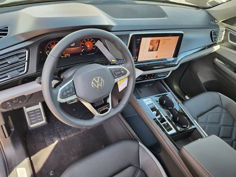 New 2026 Volkswagen Atlas Peak Edition AWD/4WD image 10