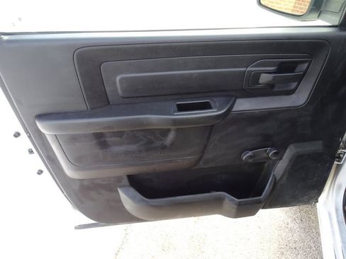 Used 2018 RAM 2500 Tradesman image 17