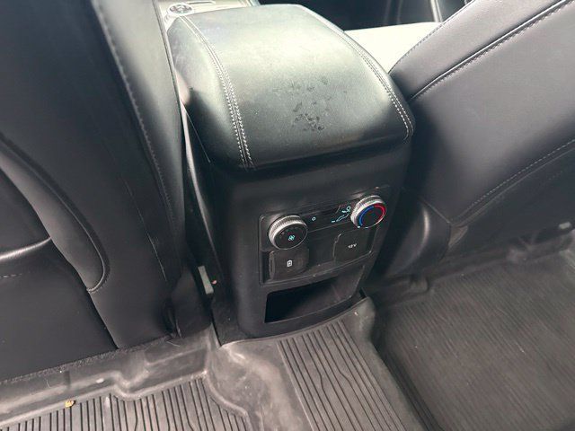 Used 2021 Ford Explorer XLT w/ Equipment Group 202A AWD/4WD image 28