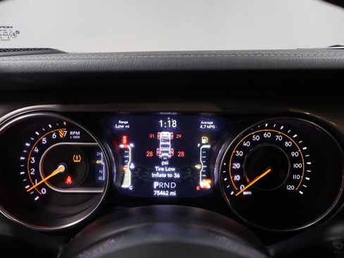 Used 2019 Jeep Wrangler Unlimited Sahara w/ Dual Top Group image 41