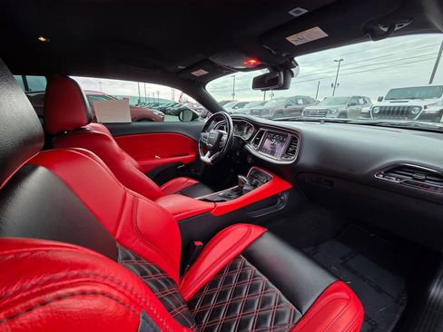 Used 2021 Dodge Challenger SRT Hellcat image 27