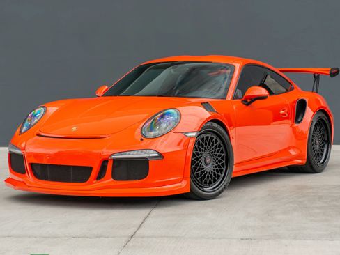 Used 2016 Porsche 911 GT3 RS RWD image 3
