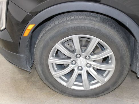 Used 2020 Cadillac XT4 Premium Luxury FWD image 34