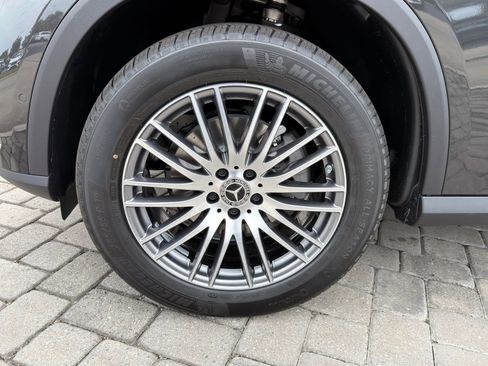 New 2026 Mercedes-Benz GLC 300 4MATIC image 12