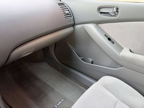 Used 2007 Nissan Altima 2.5 S w/ Convenience Plus Pkg FWD image 11