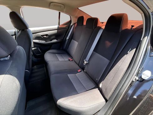 Used 2024 Nissan Sentra SV FWD image 20