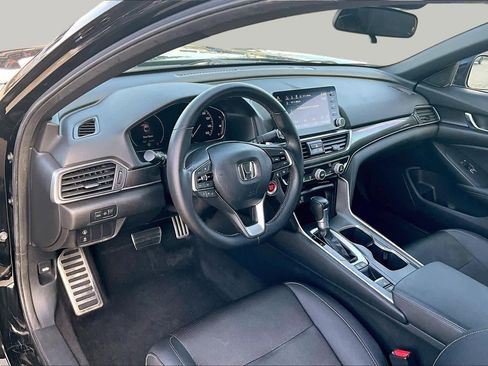 Used 2020 Honda Accord Sport image 17