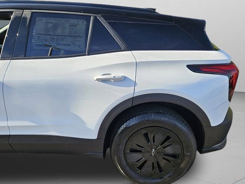 New 2025 Chevrolet Blazer EV LT w/ Midnight/Sport Edition image 8