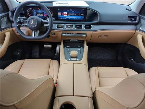 New 2026 Mercedes-Benz GLS 450 4MATIC image 14