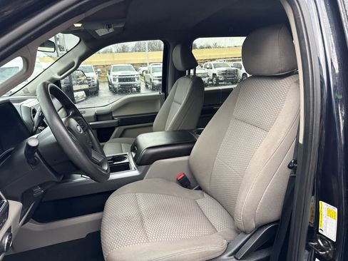 Used 2021 Ford F250 XLT w/ XLT Premium Package image 14