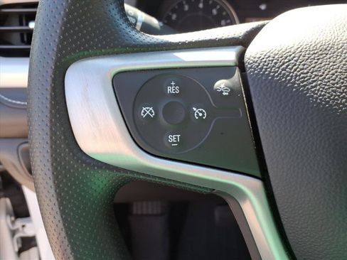 Used 2023 GMC Acadia SLE w/ Driver Convenience Package image 19