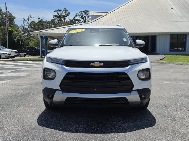 Used 2023 Chevrolet TrailBlazer LT w/ Convenience Package FWD image 3