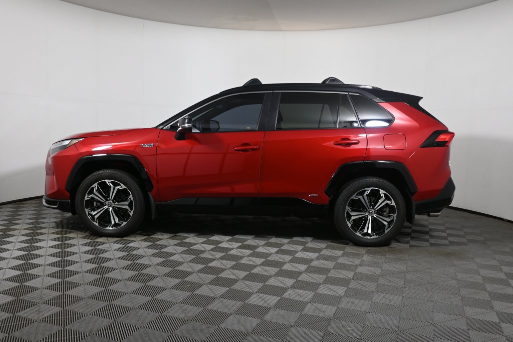 Used 2024 Toyota RAV4 XSE w/ Premium Package AWD/4WD image 2