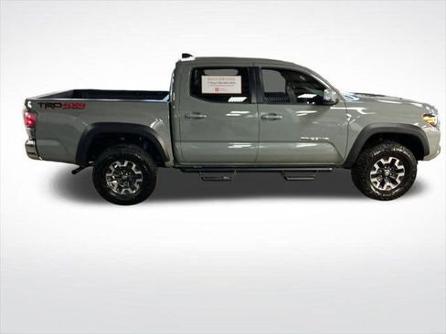 Certified 2023 Toyota Tacoma TRD Off-Road AWD/4WD image 6