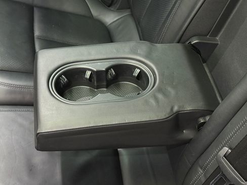 Used 2013 Porsche Cayenne Turbo image 42