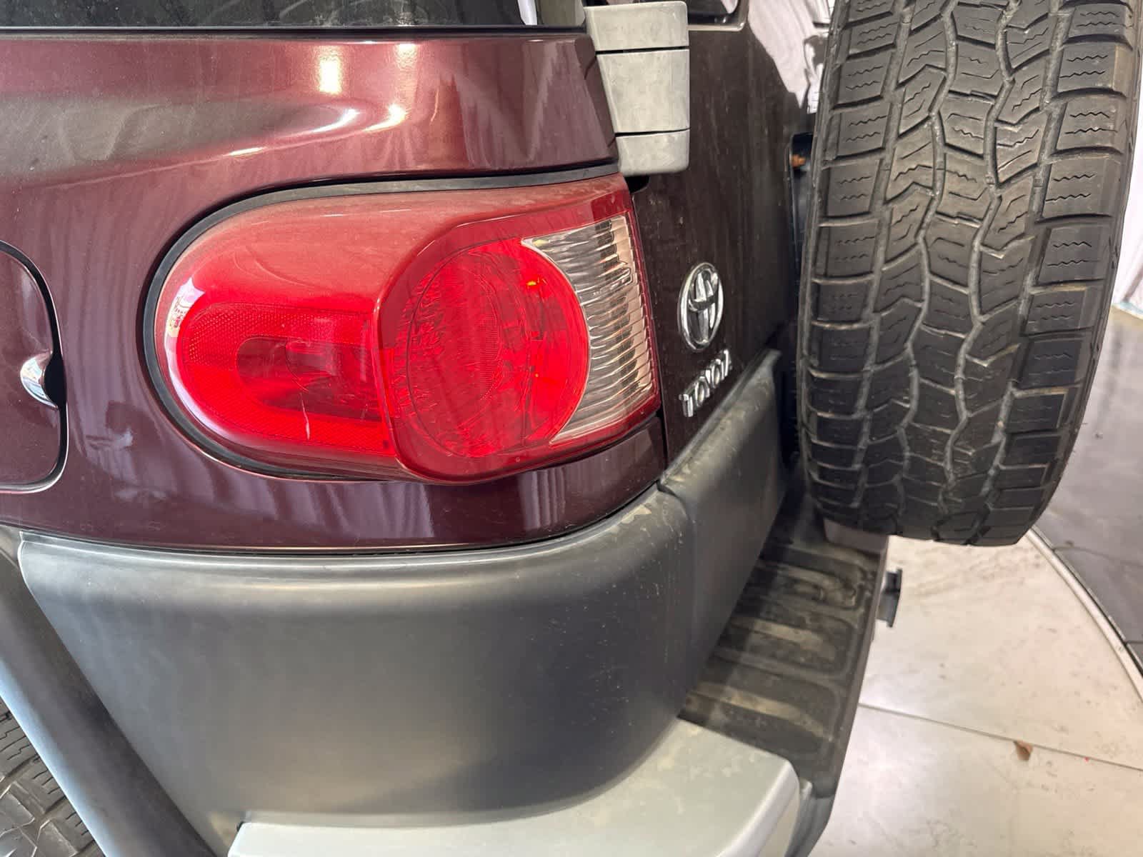 Used 2007 Toyota FJ Cruiser 4WD w/ Upgrade Pkg 1 image 12