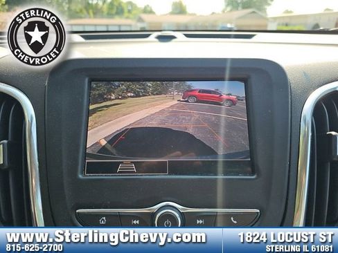 Used 2023 Chevrolet Equinox LS image 13