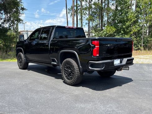 Used 2024 Chevrolet Silverado 2500 LTZ w/ LTZ Plus Package AWD/4WD image 29