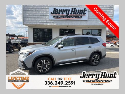 Used 2023 Subaru Ascent Limited w/ Technology Package image 1