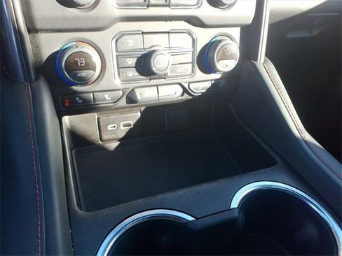 Used 2022 Chevrolet Tahoe RST w/ Luxury Package image 21