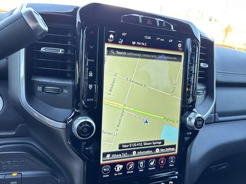 Used 2020 RAM 2500 Laramie w/ Night Edition image 34