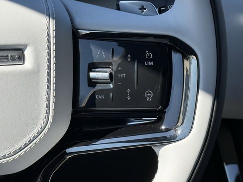 New 2025 Land Rover Range Rover Sport Dynamic SE image 19