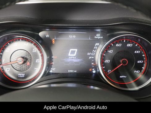 Used 2020 Dodge Charger SXT image 11