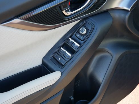 Used 2017 Subaru Impreza 2.0i Limited w/ Moonroof/BSD & Rcta/Eyesight image 19