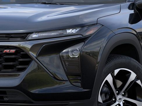 New 2026 Chevrolet Trax RS w/ Driver Confidence Package FWD image 10