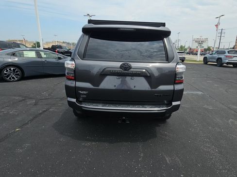 Used 2020 Toyota 4Runner TRD Pro AWD/4WD image 4