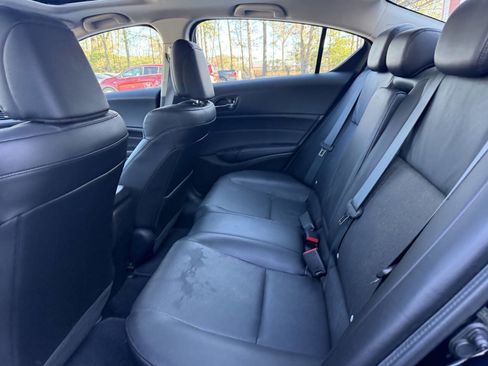 Used 2013 Acura ILX w/ Technology Package image 7