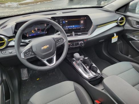 New 2026 Chevrolet Trax LT w/ Driver Confidence Package image 24