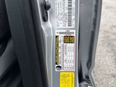 Used 2025 Toyota Tundra SR image 27