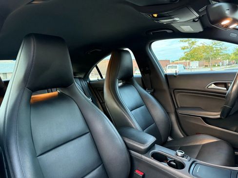 Used 2015 Mercedes-Benz CLA 250 4MATIC image 23