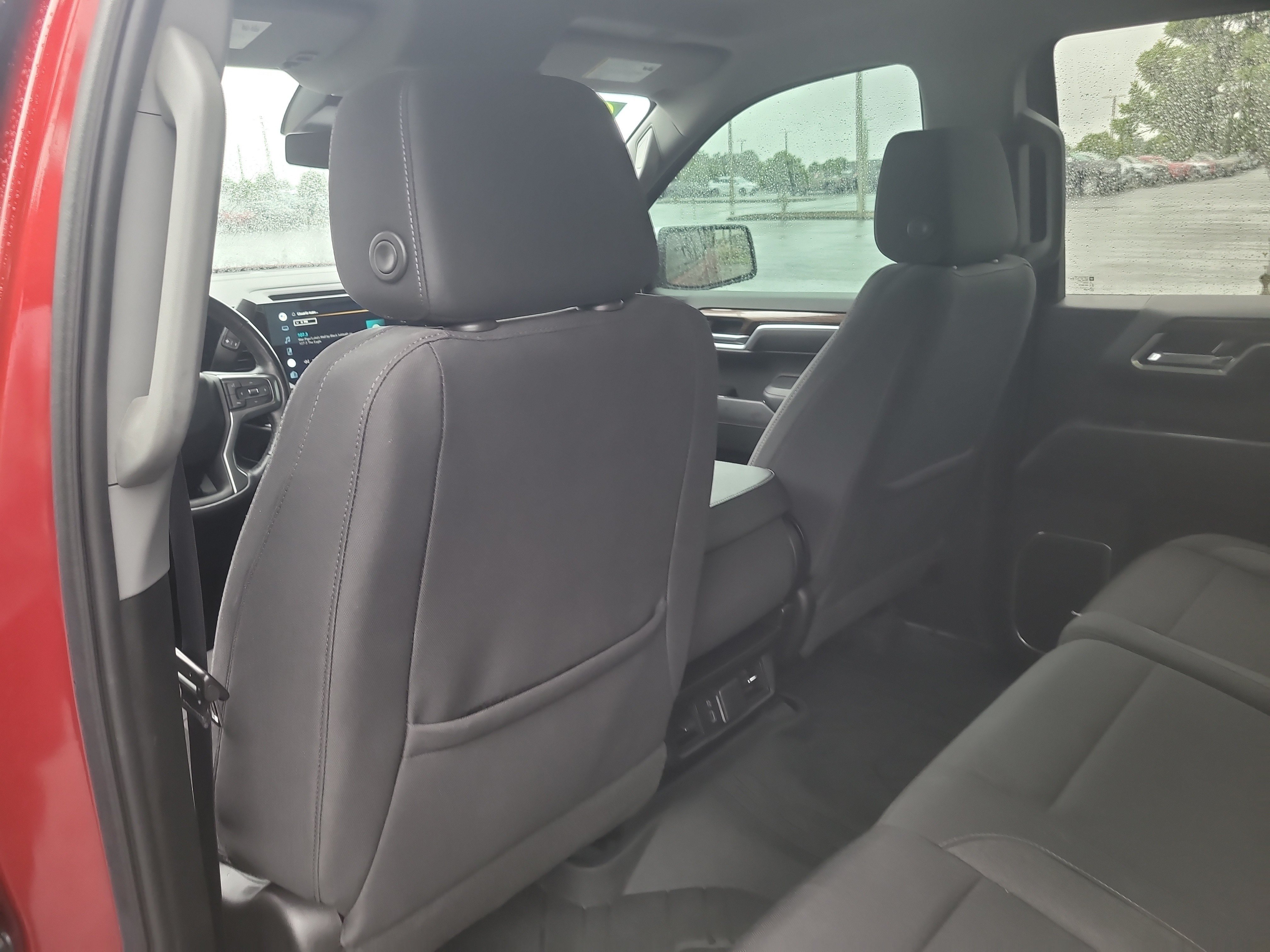 Used 2022 Chevrolet Silverado 1500 LT w/ Protection Package AWD/4WD image 14