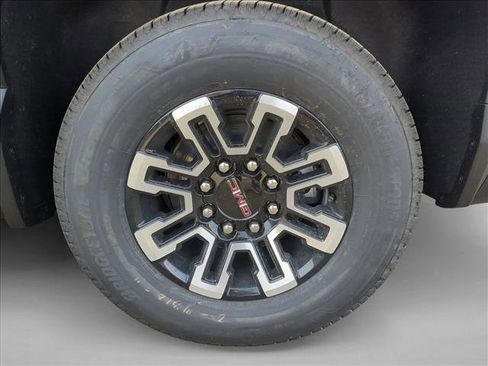 New 2026 GMC Sierra EV Elevation image 10