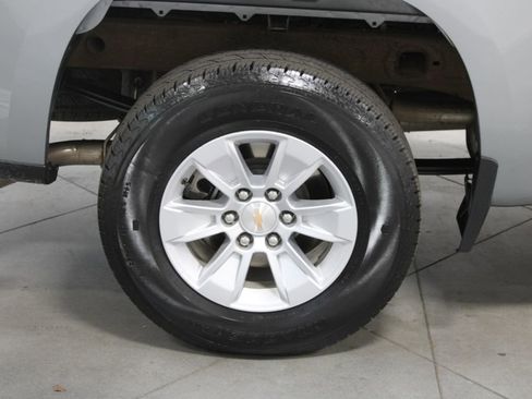 Used 2025 Chevrolet Silverado 1500 LT image 14