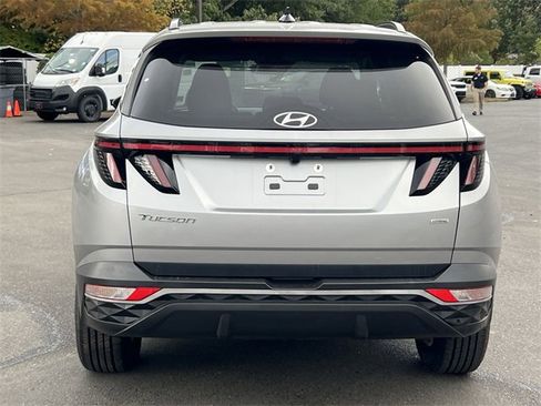 Used 2022 Hyundai Tucson SEL w/ Cargo Package image 11