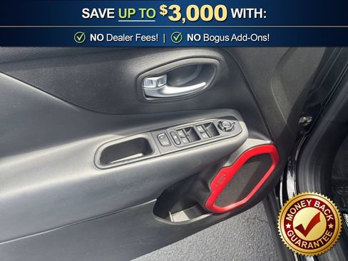 Used 2019 Jeep Renegade Trailhawk w/ Cold Weather Group II AWD/4WD image 16
