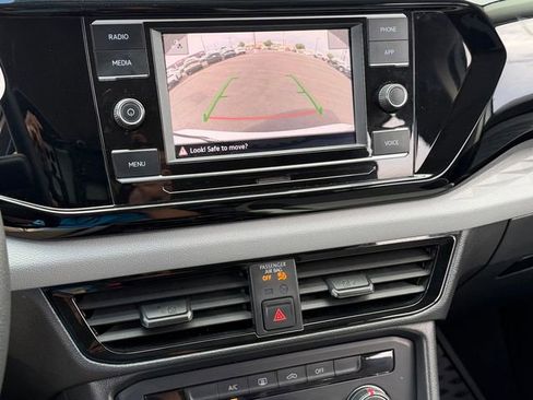 Used 2022 Volkswagen Taos S FWD image 19