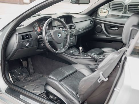 Used 2013 BMW M3 Convertible w/ Premium Pkg RWD image 8