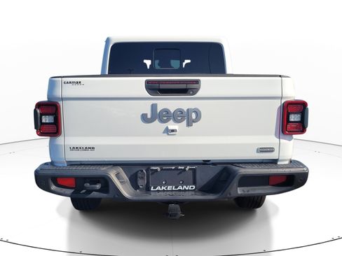 Used 2021 Jeep Gladiator Overland AWD/4WD image 5