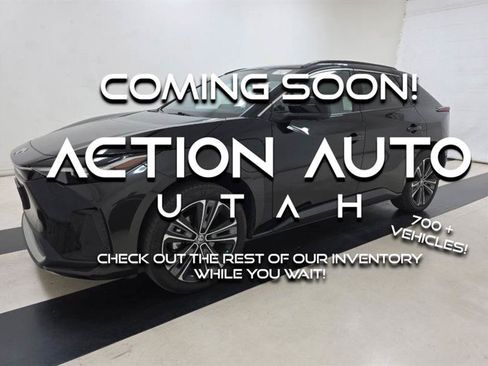 Used 2023 Toyota bZ4X FWD w/ Weather Package image 1