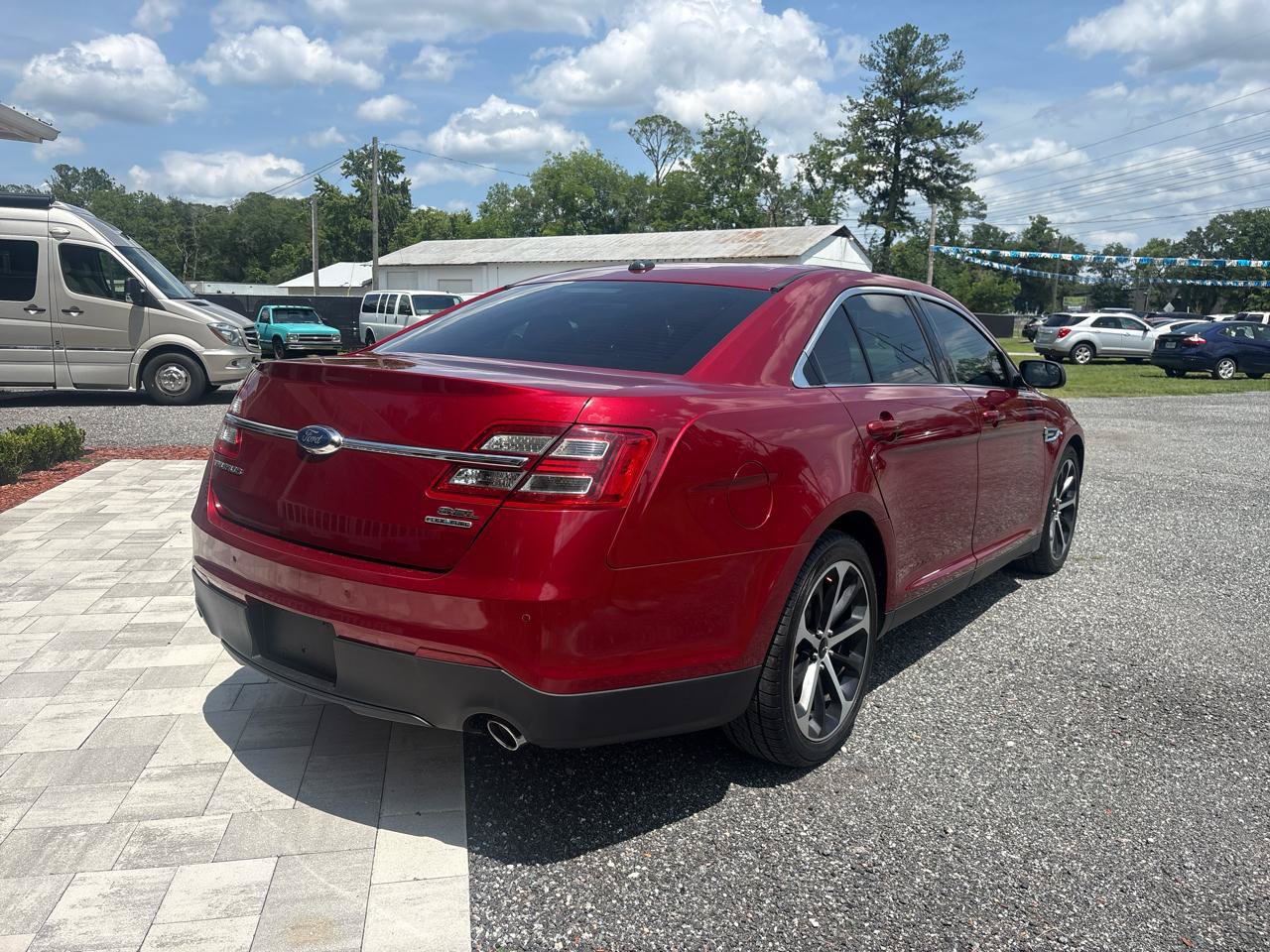 Used 2015 Ford Taurus SEL w/ Equipment Group 201A FWD image 3