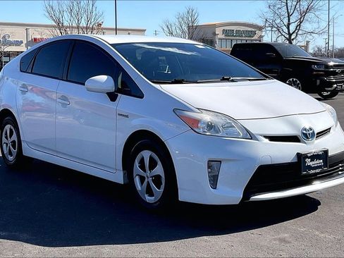 Used 2013 Toyota Prius Two image 38