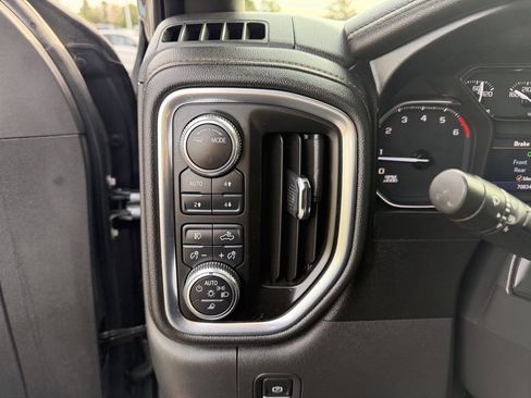 Used 2021 GMC Sierra 1500 AT4 w/ AT4 Preferred Package image 18