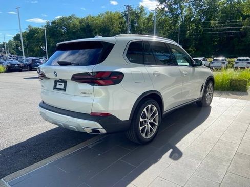 Used 2024 BMW X5 xDrive40i w/ Premium Package AWD/4WD image 7