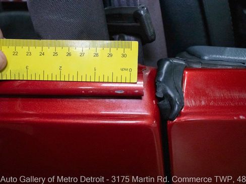 Used 1998 Jeep Wrangler SE image 30