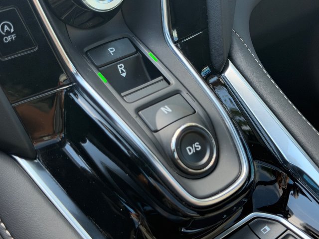 Used 2025 Acura RDX SH-AWD image 28